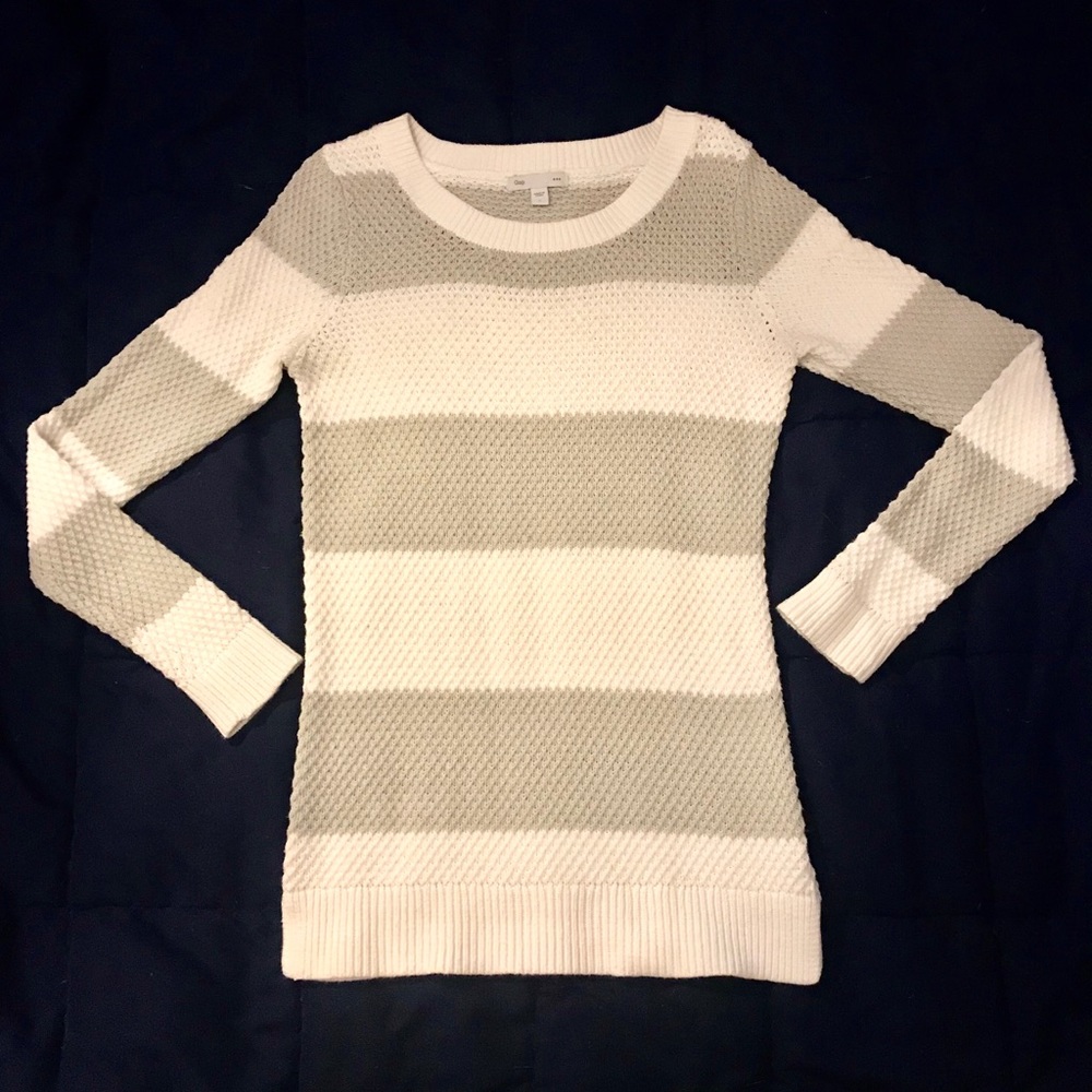 Gap Sweater